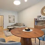 Apartment Downtown - 52 M2, Location - By Rentujemy